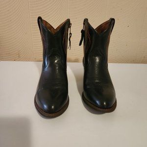 Ariat Darlin Black 9.5 B (fits like a 9)